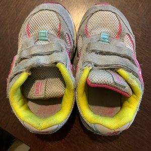 New Balance Girls Shoes